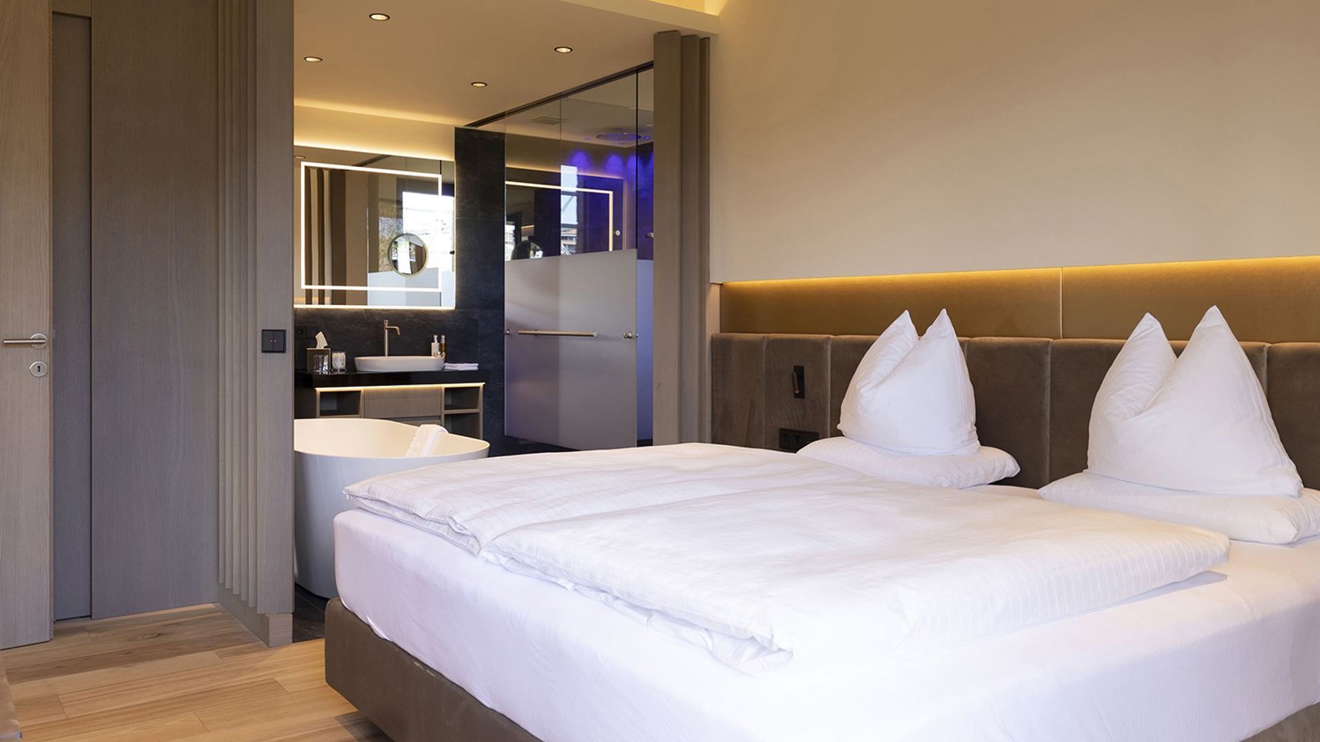 Zimmer & Suiten